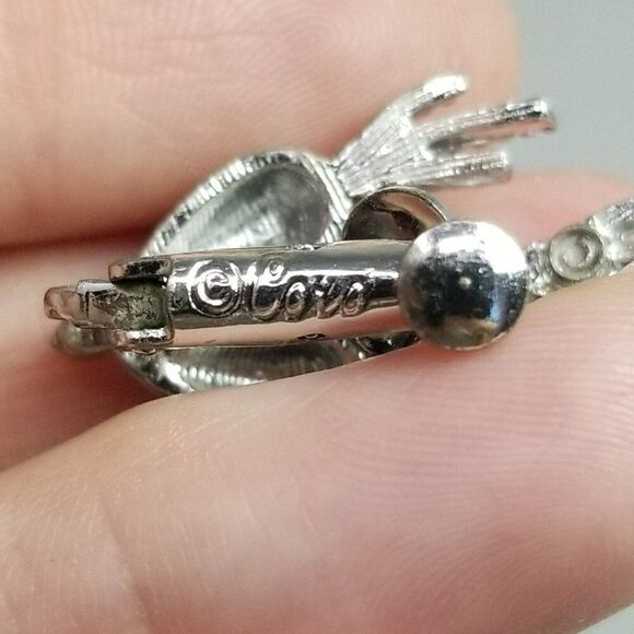 Vintage Coro Cactus or Carrot Silver Tone Clip On Earrings, Retro Signed Estate - Picture 4 of 7